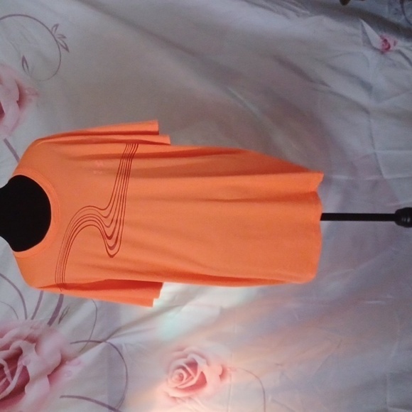 Heat Gear Men's Shirt - Picture 1 of 5